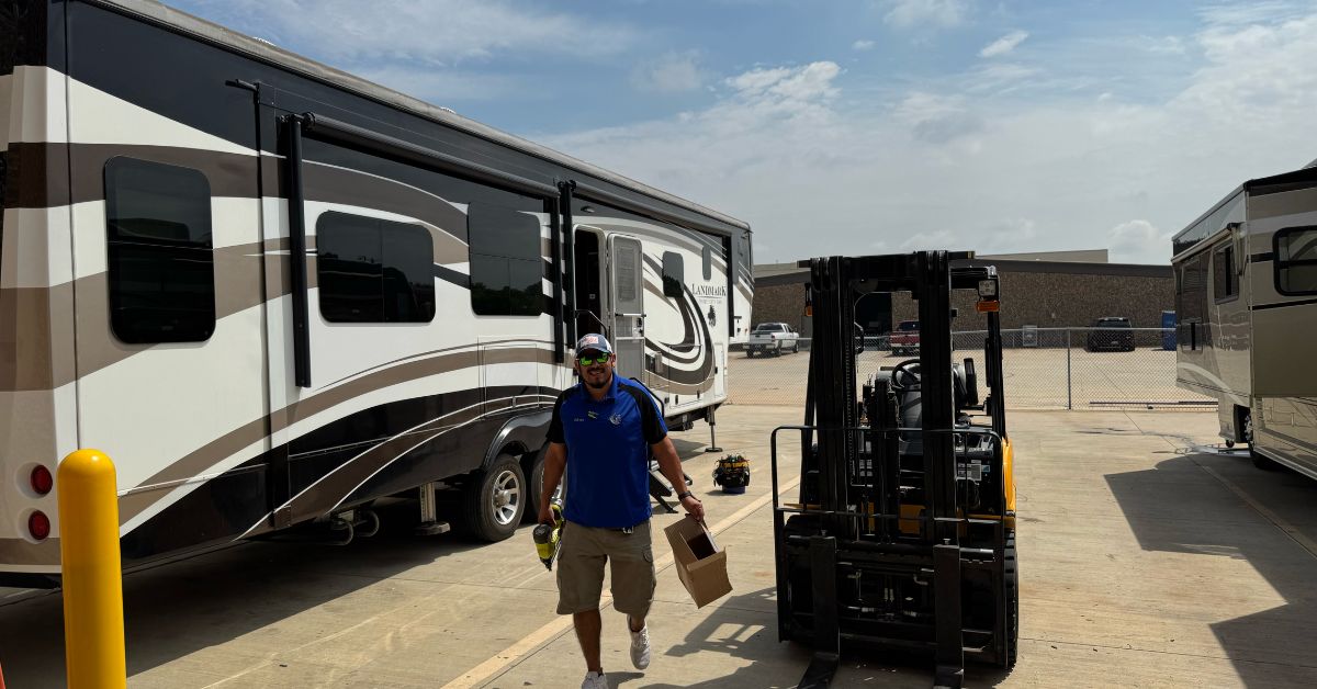 Blue Moon RV experienced technician fixing a luxurius RV